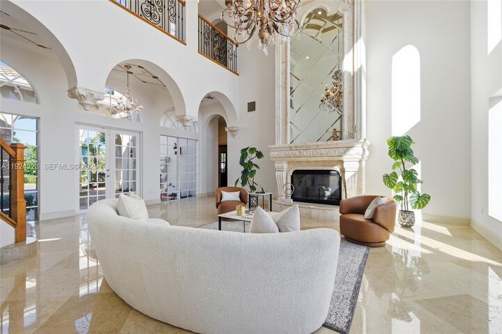 Property Photo: 3308 Islewood Ave FL 33332