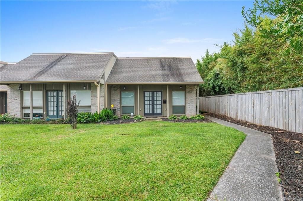 Property Photo:  725 Blackman Street  LA 70605 