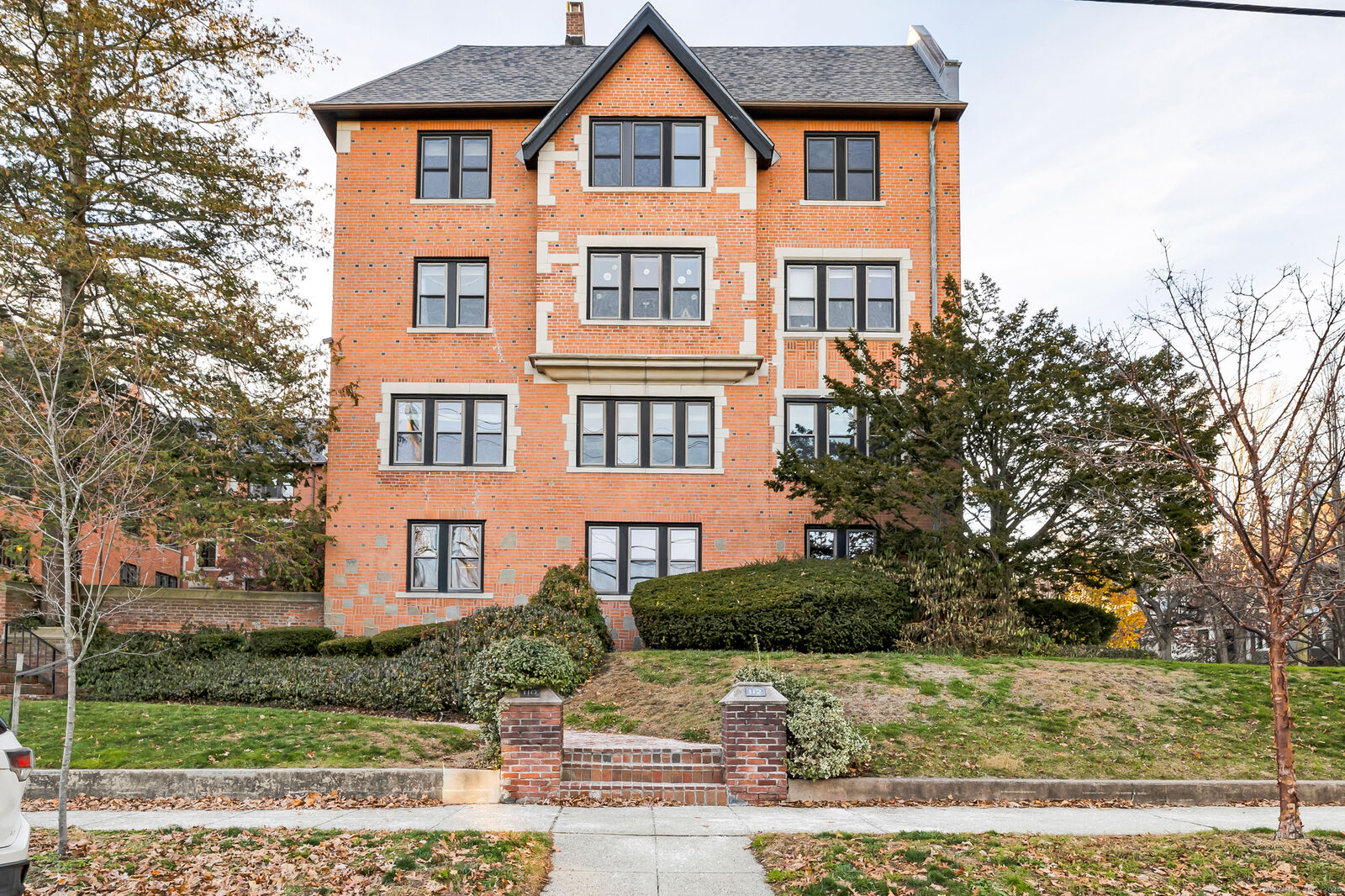 Property Photo: 106 Livingston Street A1 CT 06511