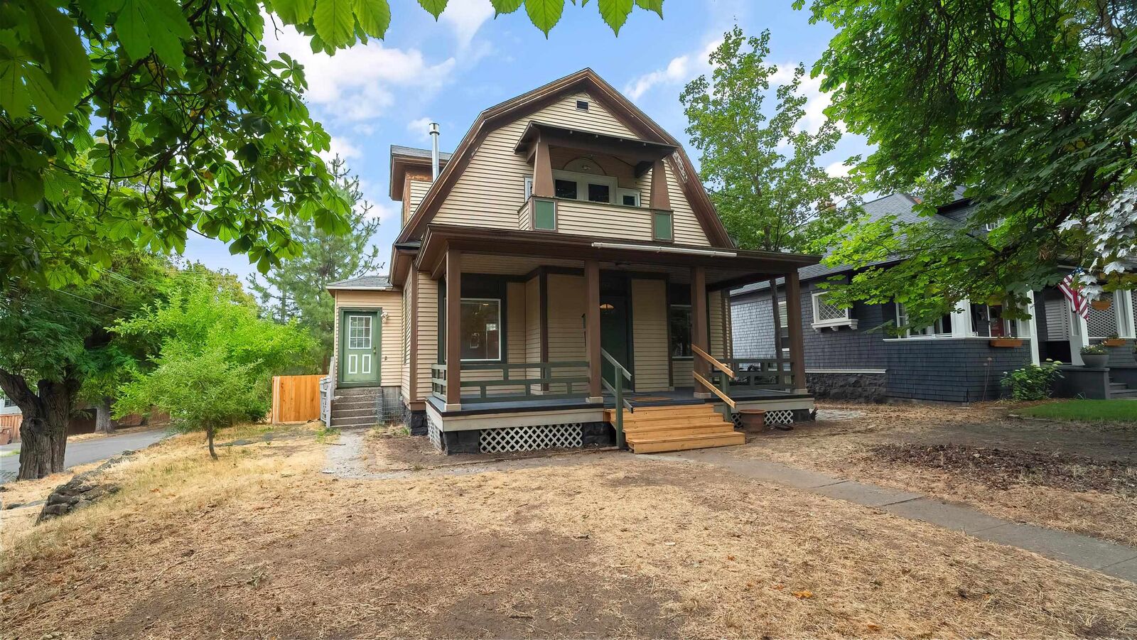 Property Photo:  1130 W 11th Ave  WA 99204 