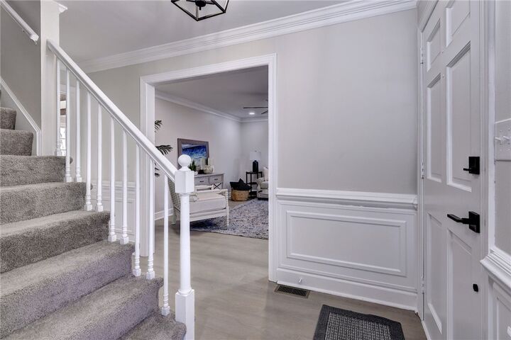 Property Photo:  100 Daingerfield Road  VA 23185 