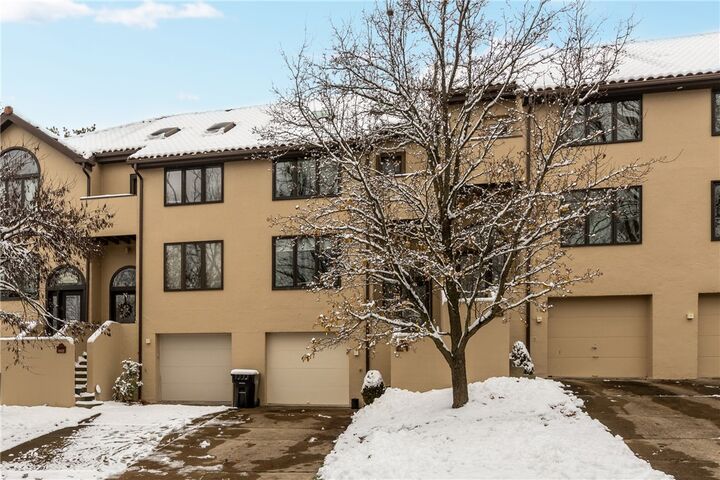 Property Photo: 1104 W Ridge Road PA 15101