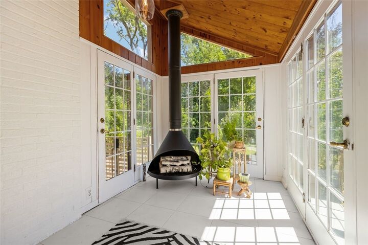 Property Photo: 1151 Greentree Rd. PA 15220