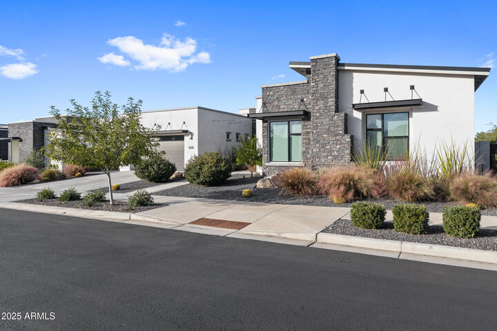 Property Photo: 20576 E Marsh Road AZ 85142