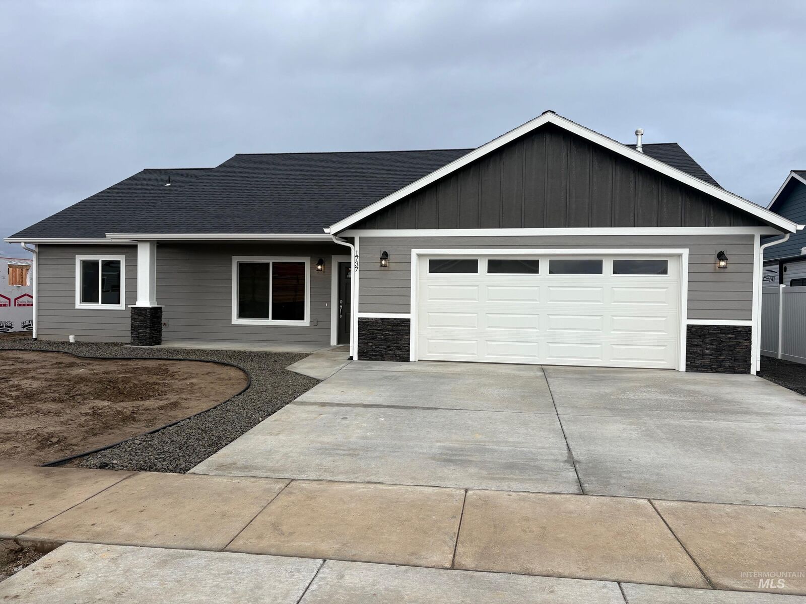 Property Photo:  1739 Painted Rock Ct.  ID 83501 