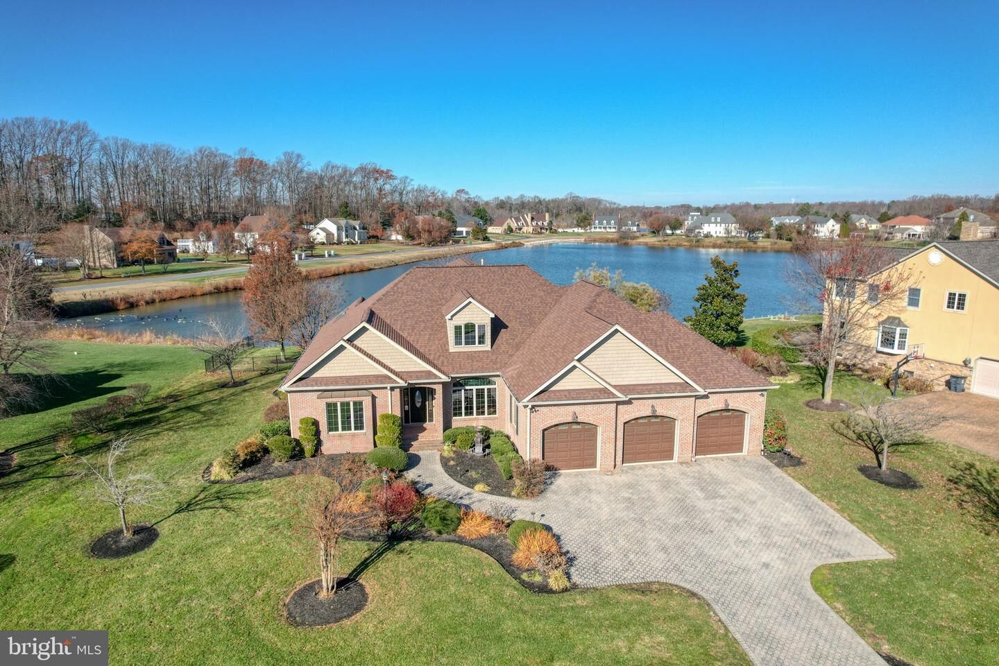 Property Photo: 1810 Windswept Circle DE 19901