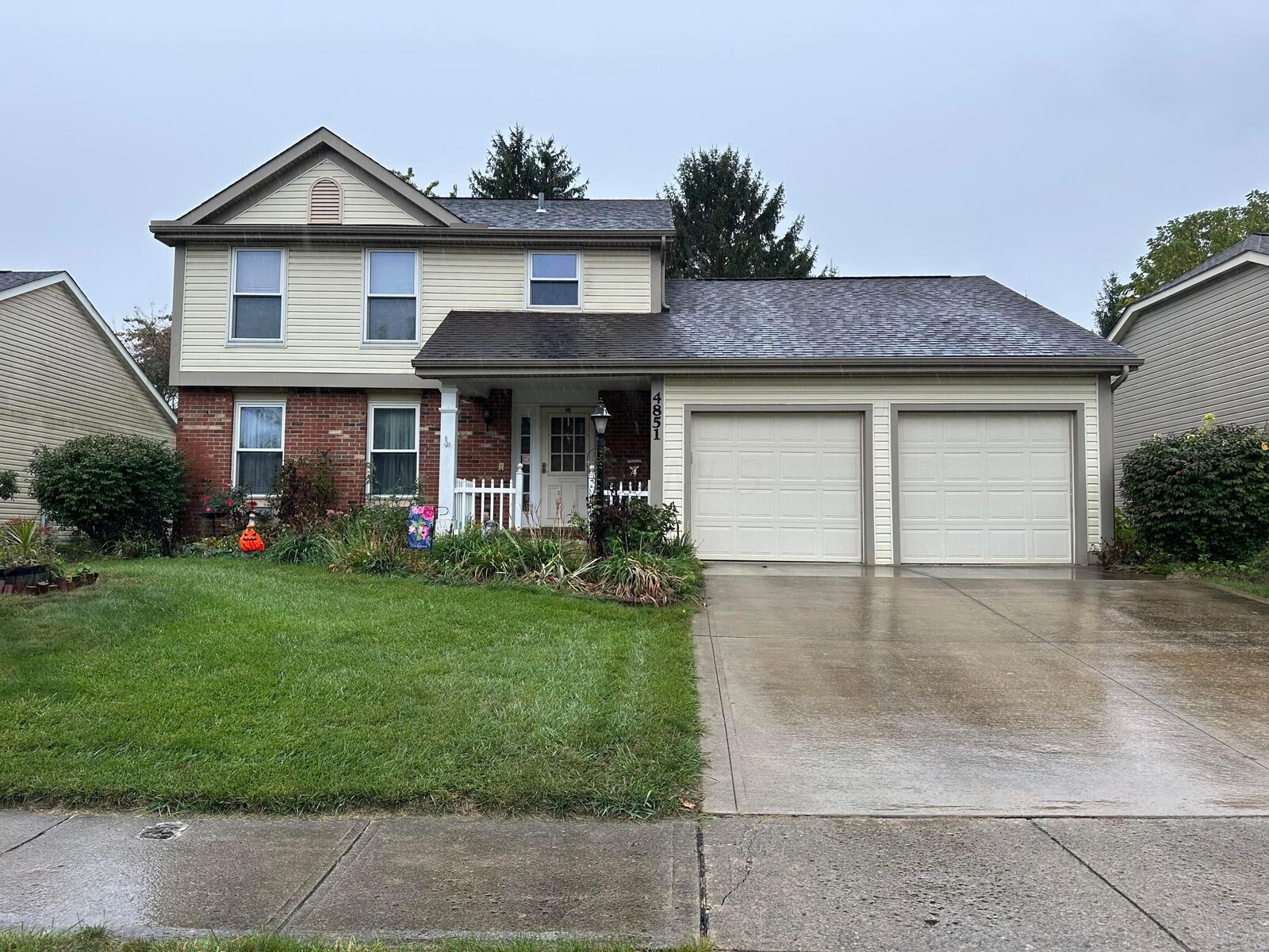 Property Photo: 4851 Leybourne Drive OH 43026