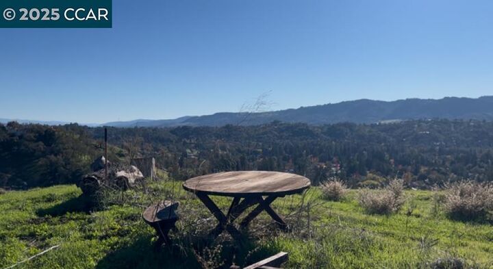 Property Photo: 2378 Heritage Oaks Dr CA 94507