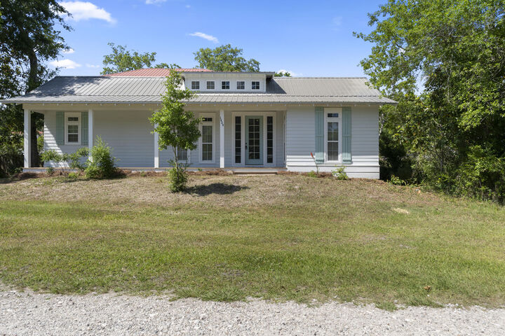 Property Photo:  1429 N County Highway 393  FL 32459 
