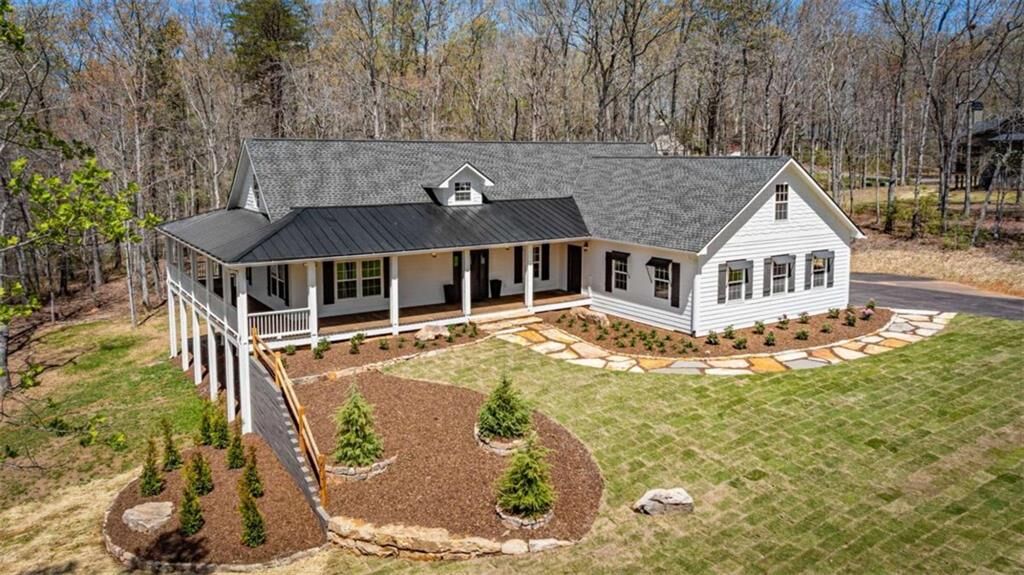 Property Photo:  219 Fairview Drive  GA 30560 