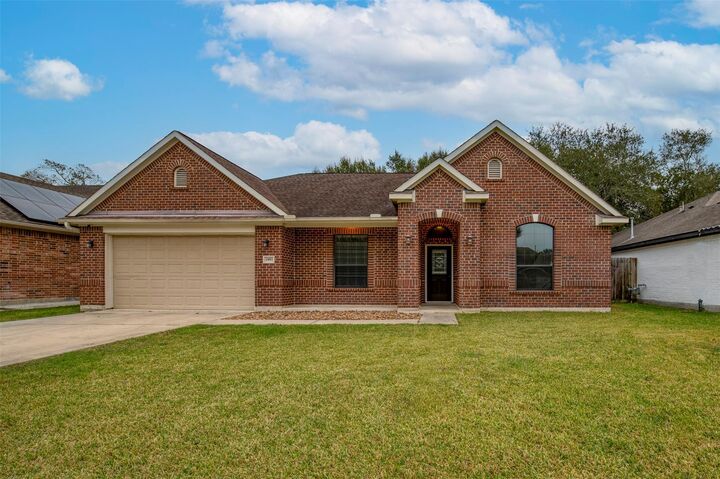 Property Photo:  1997 Brentwood Drive  TX 77511 