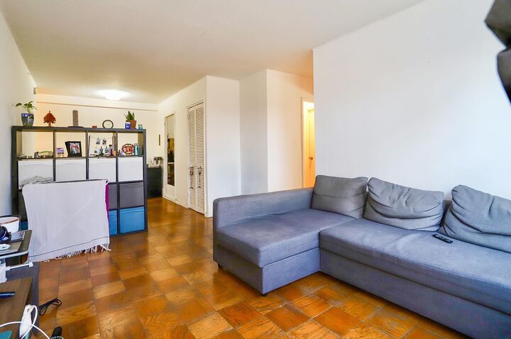 Property Photo:  201 St Paul Ave 2A  NJ 07306 