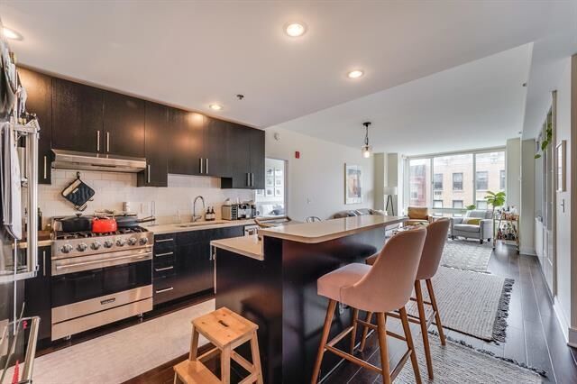 Property Photo:  1100 Maxwell Lane 529  NJ 07030 