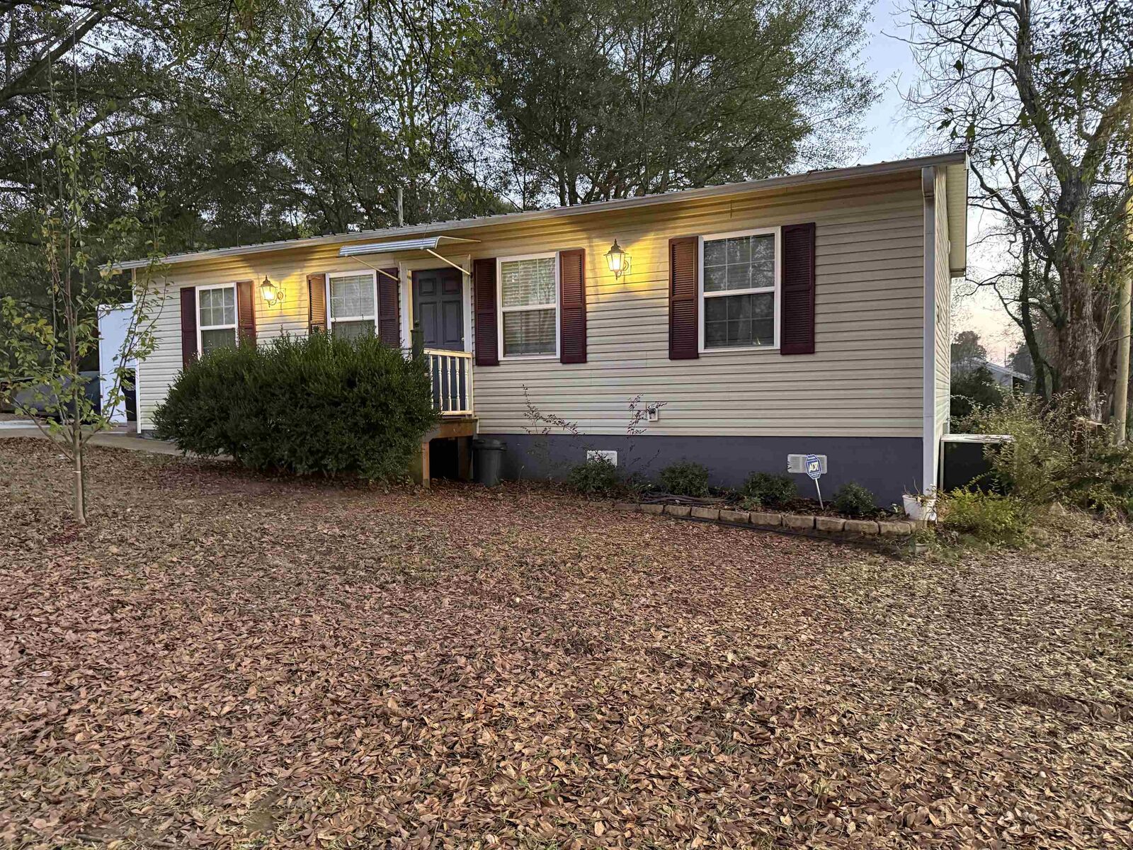 Property Photo: 1722 Lafamo Rd TX 75604