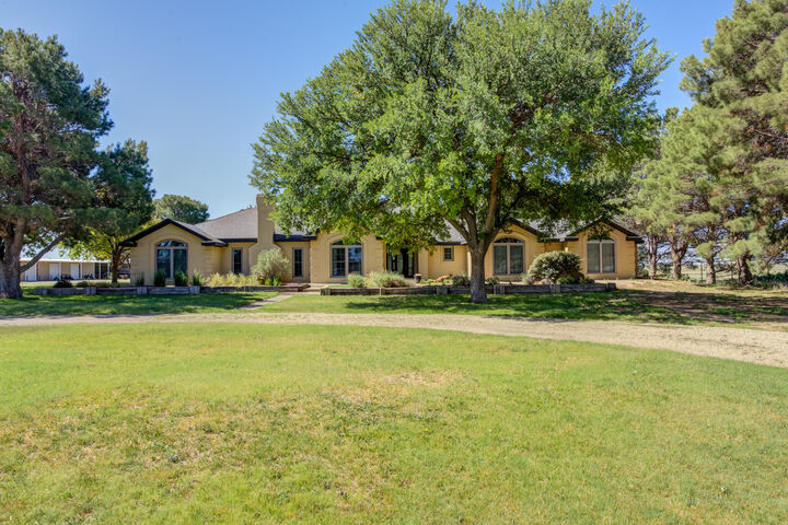 Property Photo:  9009 County Rd 7500  TX 79382 