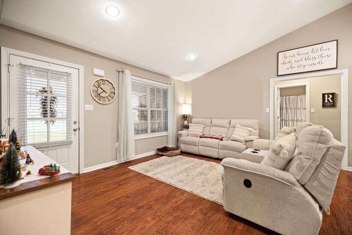 Property Photo: 117 Bryson Way KY 40475