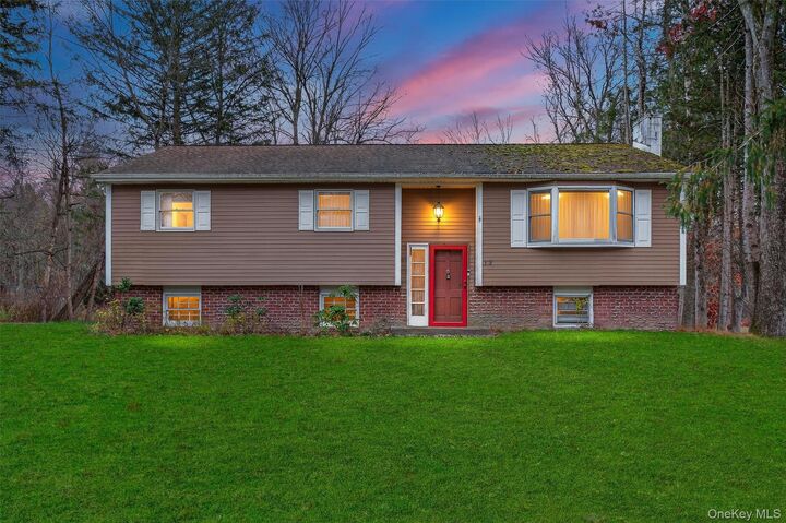 12 Robert Drive  Hyde Park NY 12538 photo