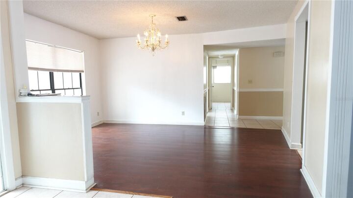 Property Photo:  7818 Capwood Avenue  FL 33637 