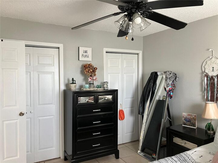 Property Photo: 726 Michigan Court 4 FL 34769