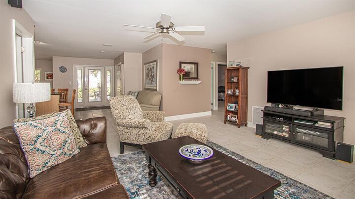 Property Photo:  7864 15th Way N  FL 33702 