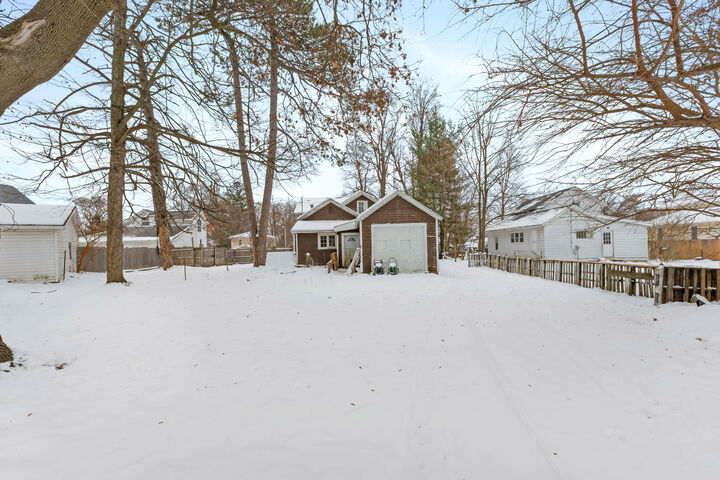 Property Photo:  76 Budlong Street  MI 49242 