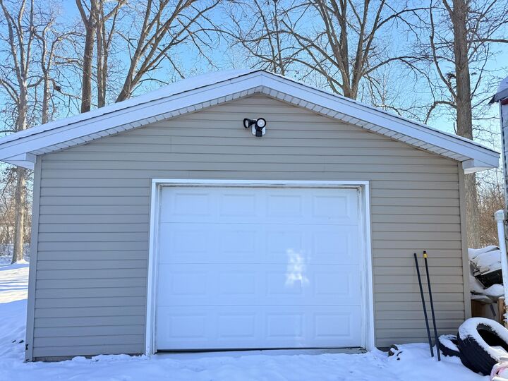 Property Photo:  493 Richard Street  MI 49082 