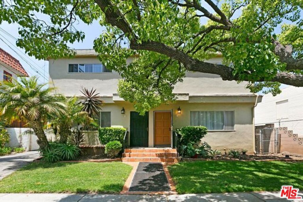 Property Photo:  711 Grant Street  CA 90405 