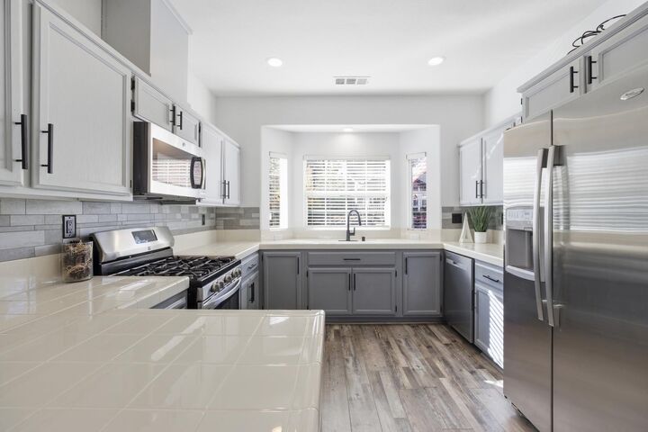 Property Photo: 2660 Clay Street CA 95667