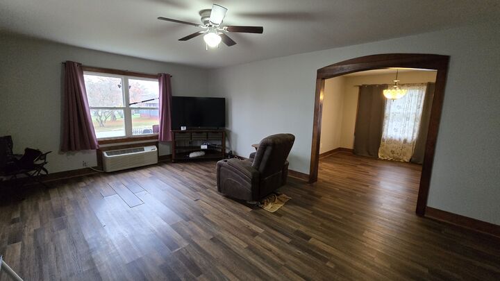 Property Photo:  201 Walton Ave  TN 37083 