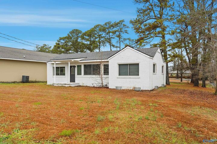 Property Photo: 1448 Main Street AL 35971