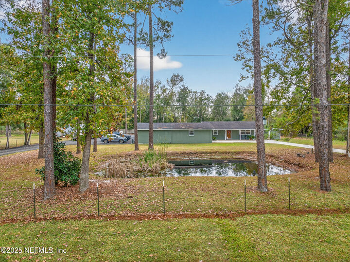 Property Photo:  44108 Becker Avenue  FL 32011 