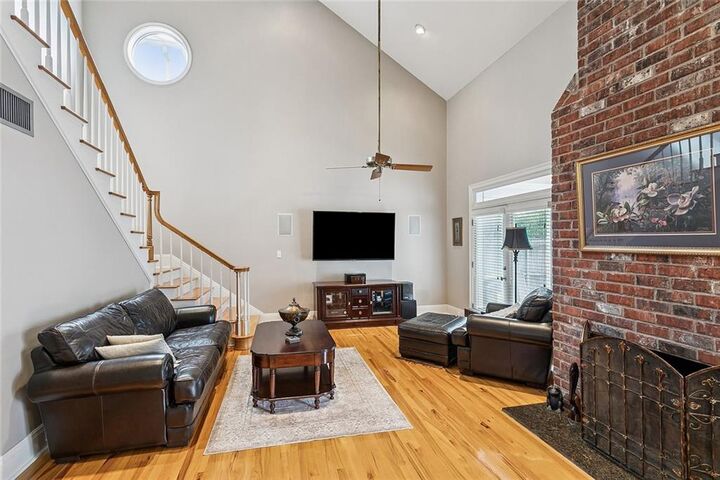 Property Photo:  205 W Maple Ridge Drive  LA 70001 