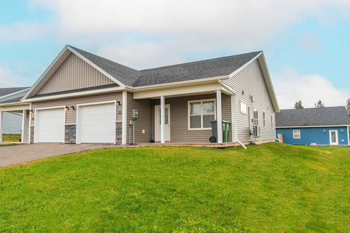 Photo de la propriété:  33 Aidan Street  PE C1E 3P9 