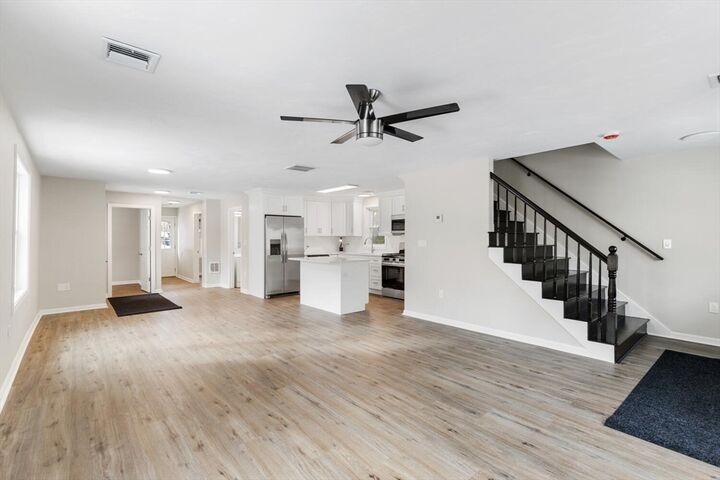 Property Photo:  31 Court St  MA 01852 