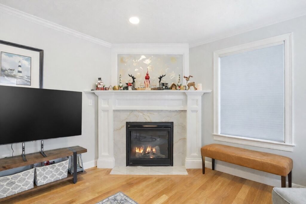 Property Photo:  1400 Gorham St 32  MA 01852 