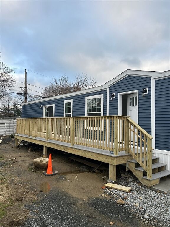 Property Photo: 181 Boston Post Rd 64 MA 01752