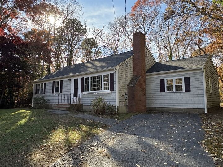 Property Photo:  55 Chickadee Ln  MA 02632 