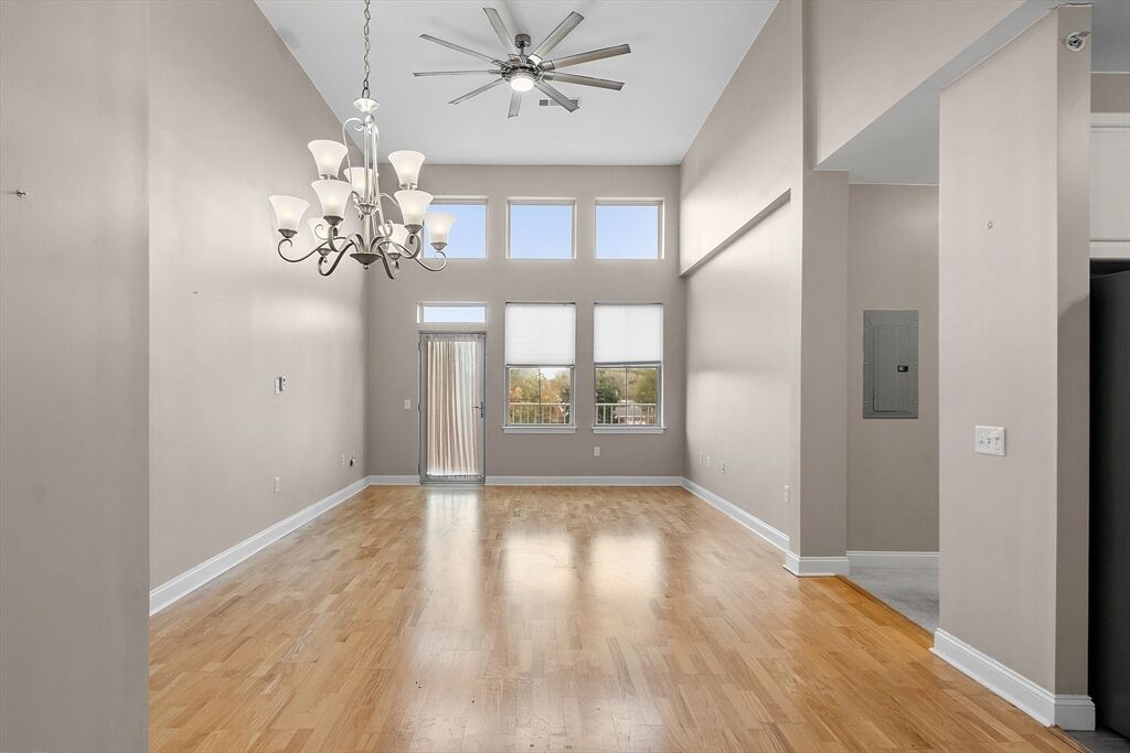 Property Photo: 2 Harvest Dr 312 MA 01845