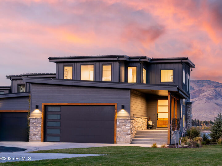 Property Photo: 6384 E 725 S 49 UT 84317