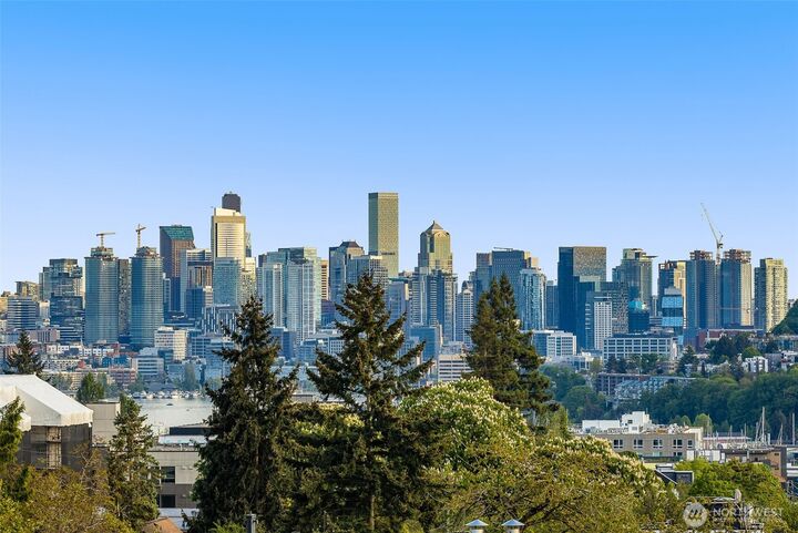 Property Photo: 4414 Midvale Avenue N WA 98103