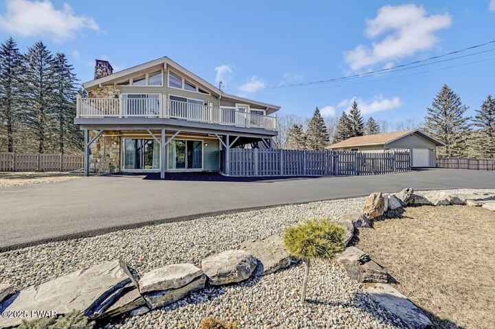 Property Photo: 114 Overlook Lane PA 18428