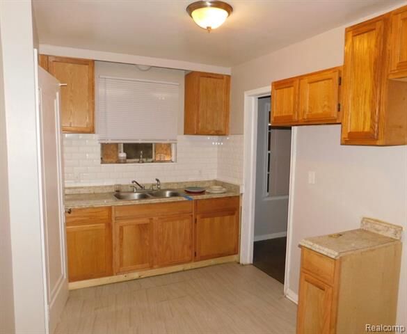 Property Photo:  20502 Riopelle Street  MI 48203 