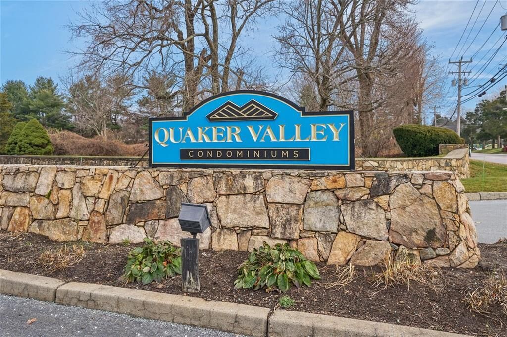 Property Photo:  650 East Greenwich Avenue 6-101  RI 02893 