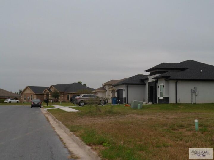 Property Photo: Lot 2 East Circulo Paradise TX 78586