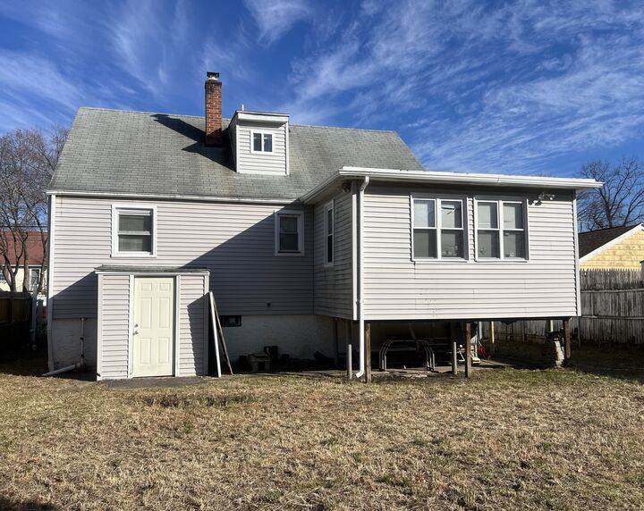 Property Photo:  565 Hart Street  CT 06606 