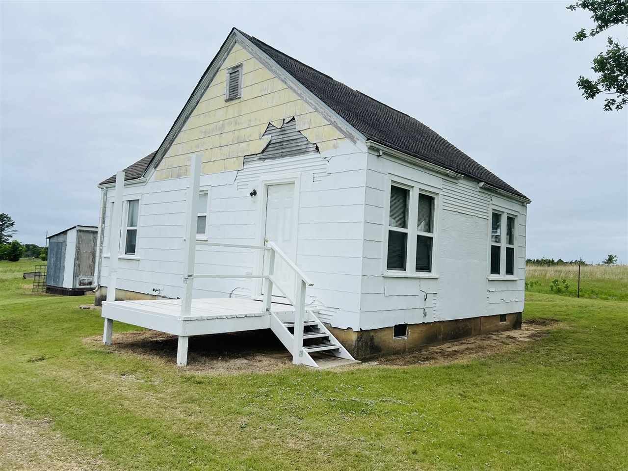 Property Photo:  1519 S Underwood Road  OK 74085 
