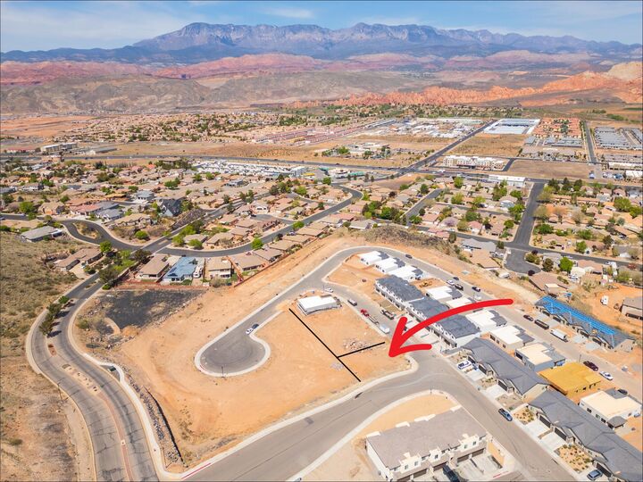 Property Photo:  2189 W 380 S 20  UT 84737 