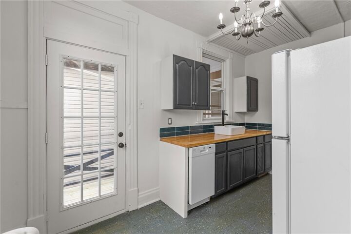 Property Photo: 5819 Station St 2B PA 15206