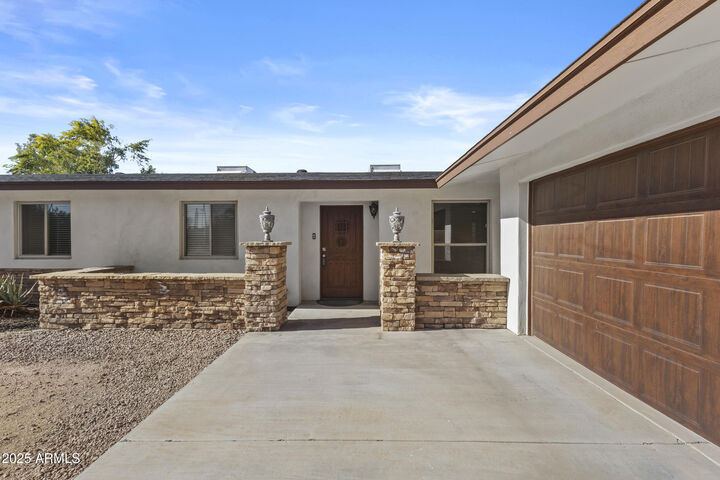 Property Photo: 12006 N 64th Street AZ 85254