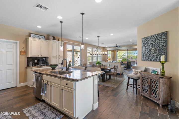 Property Photo:  4467 Covered Wagon Trail  AZ 85390 